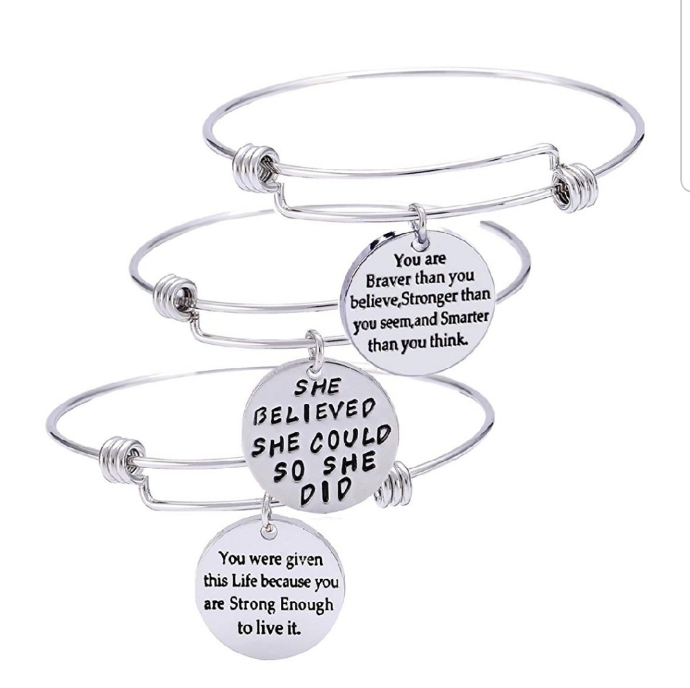 🌷Silver bangle bracelet with inspirational quotes